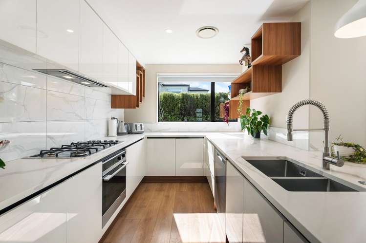 44 Kokowai Parade Hobsonville_8