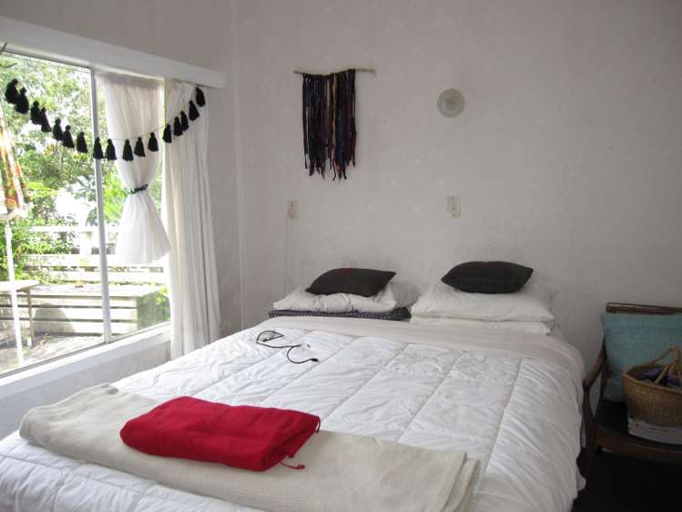 9 Ohinemuhu Street Porangahau_6