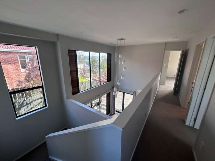 45 Onewa Road Northcote_12