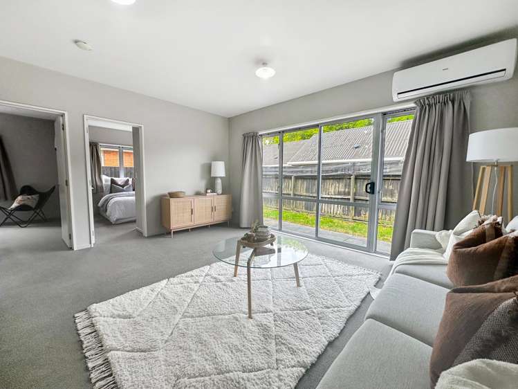 8/10 Collins Street_4