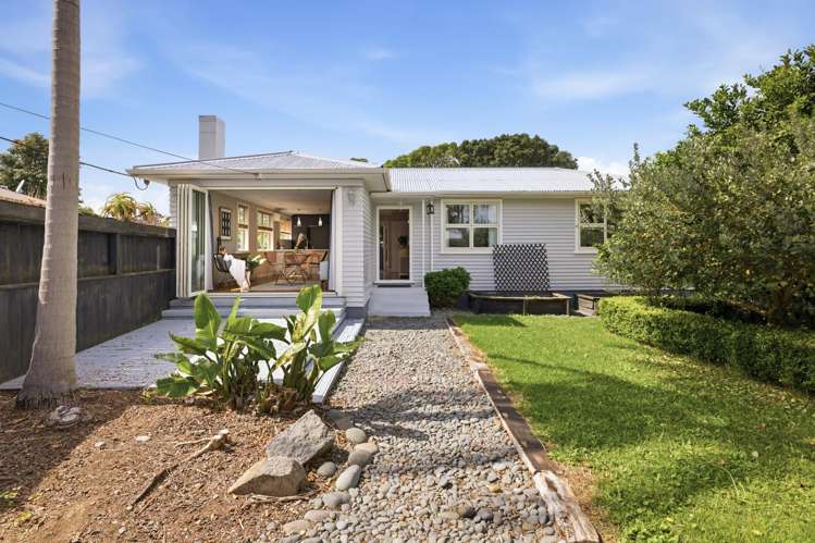 46a Hall Road Matua_0