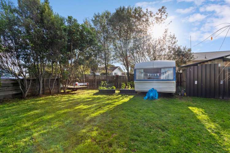 9 Bronte Place Owhata_16