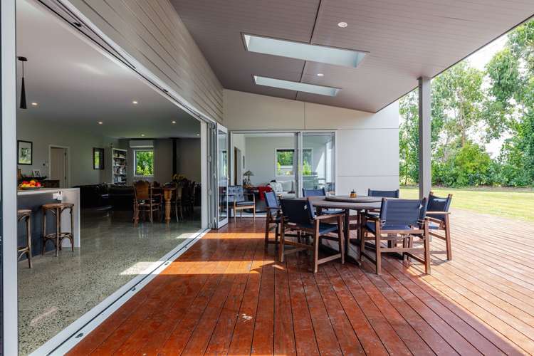 299 Reid Line East Colyton_14