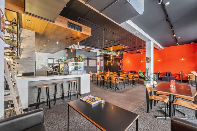 Unit 6/109 Devonport Road Tauranga Central_5