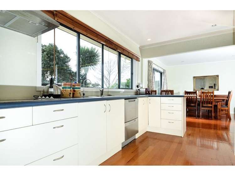 1/17 Mickle Street Te Atatu South_2