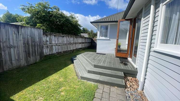 72a Campbell Street 11373_12