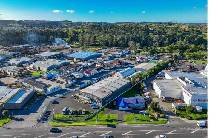 132 Main Road Kumeu_1
