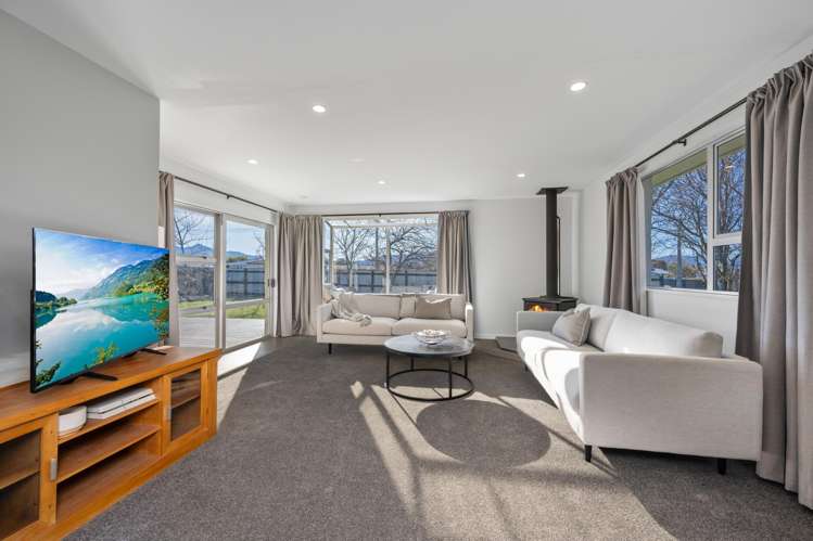 16 Rousehill Street Renwick_6