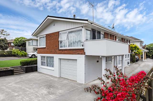 1/59 Glenmore Road Sunnyhills_2