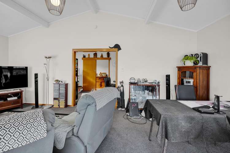 7 Rimu Street Hawera_11