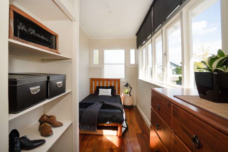 21 Burns Avenue Takaro_11