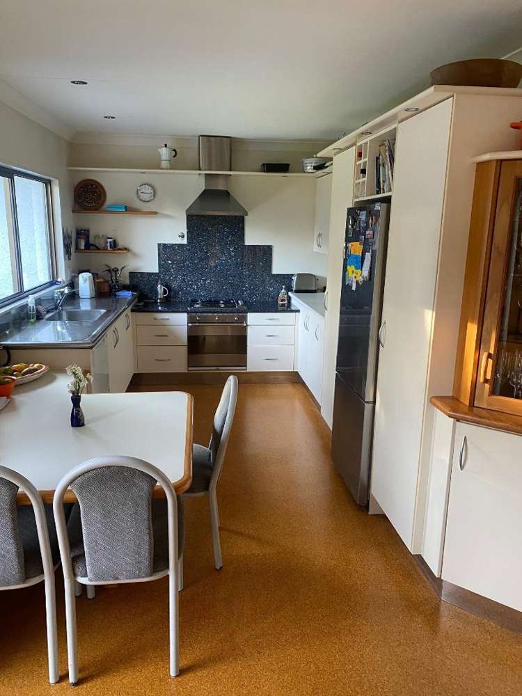 184c Seaview Road Westown_18
