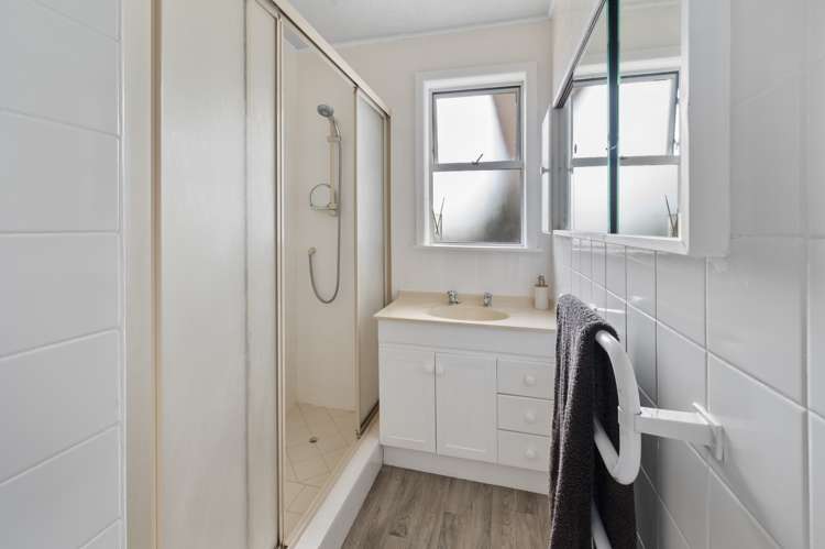 16 Wycliffe Street Onekawa_7