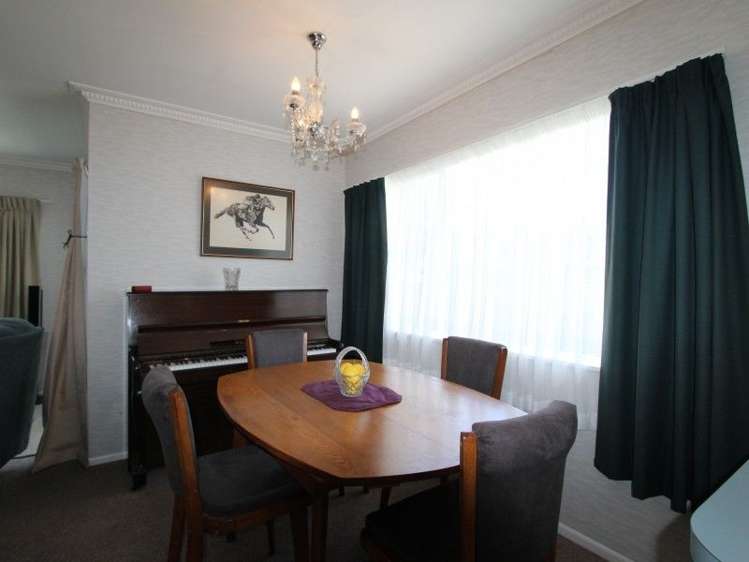 2 Peppertree Lane Pahiatua_6