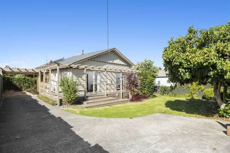 45 Bellevue Road Brookfield_1