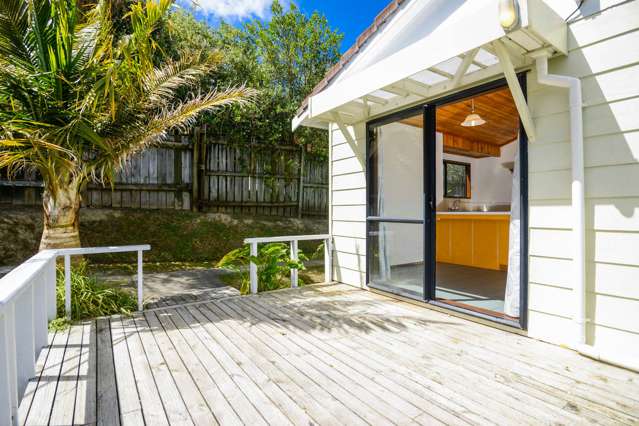 2/123 Spinella Drive Bayview_3