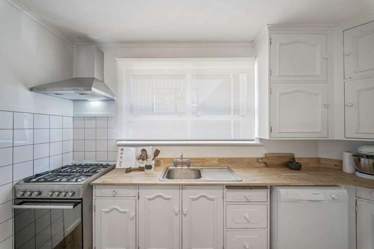 5 Springside Place New Lynn_6