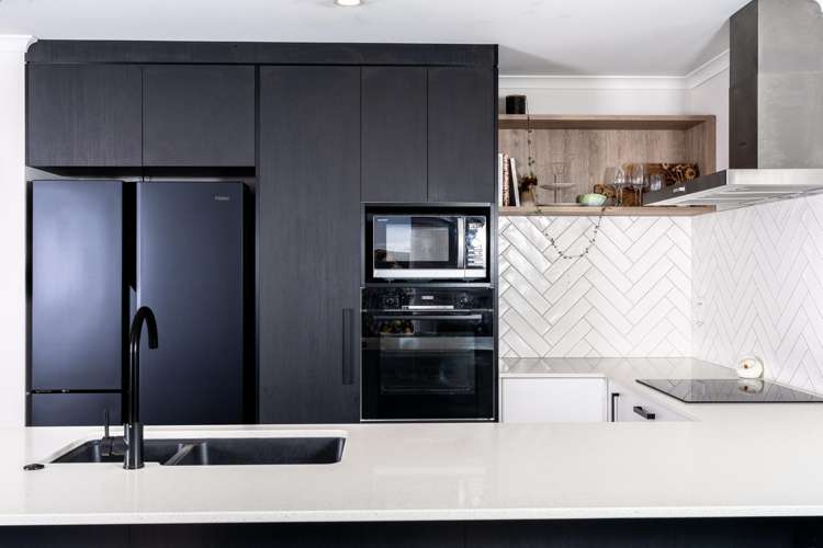 16 Tunarau Street Raglan_14