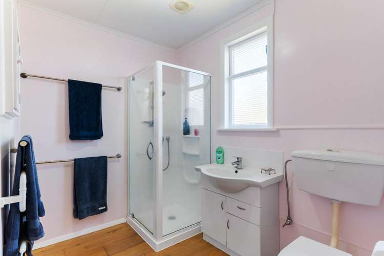 10 Moreton Road Carterton_11