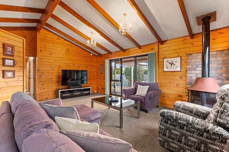 1/131 Carnoustie Drive Wattle Downs_6