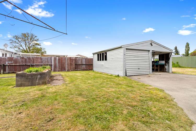 32 Clyde Street Tokoroa_19