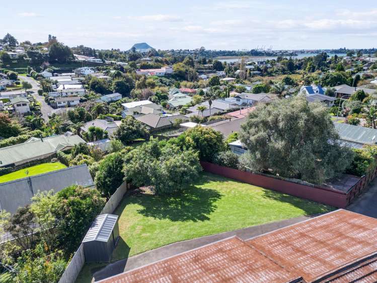 8 Lorna Place Brookfield_2