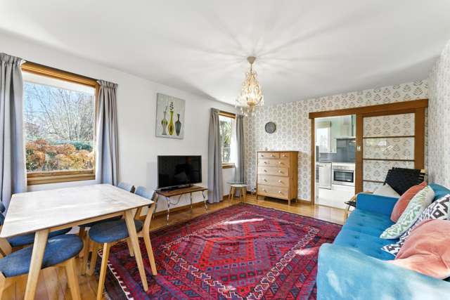 Furnished & Fabulous in Triple School Zones!