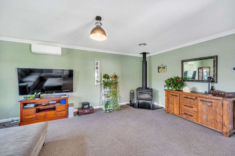 13 Howard Road Taradale_13