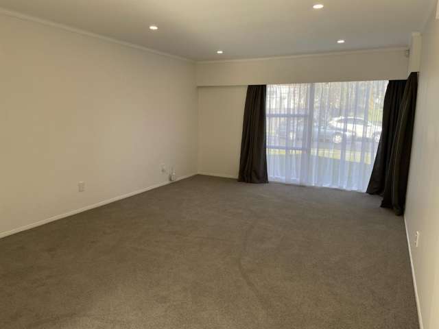 56 Beechdale Crescent 2671_3