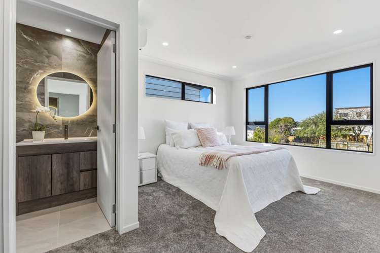 Lot 4/23 Peverill Crescent_3