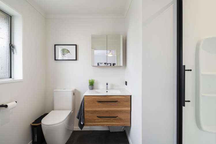 10 Suffolk Crescent Feilding_9