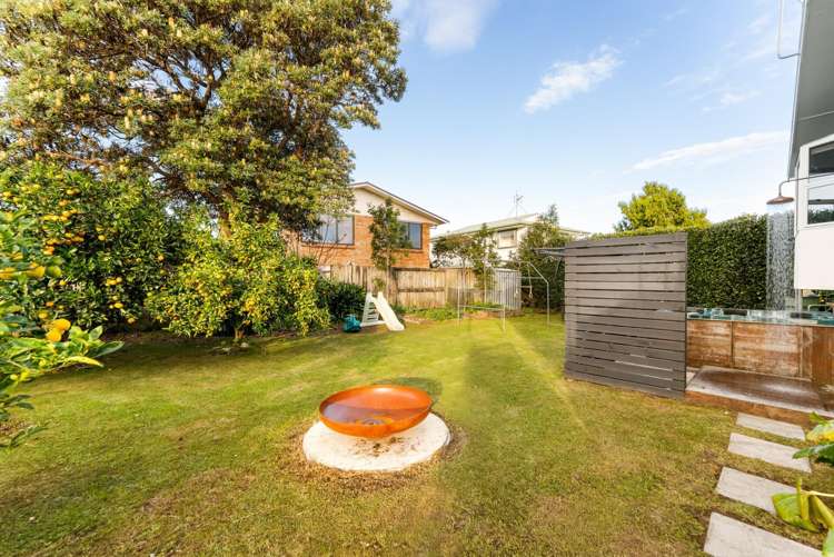 32 Upland Street Brookfield_5