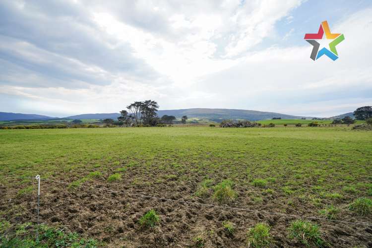 21 Redpath Road Orepuki_23