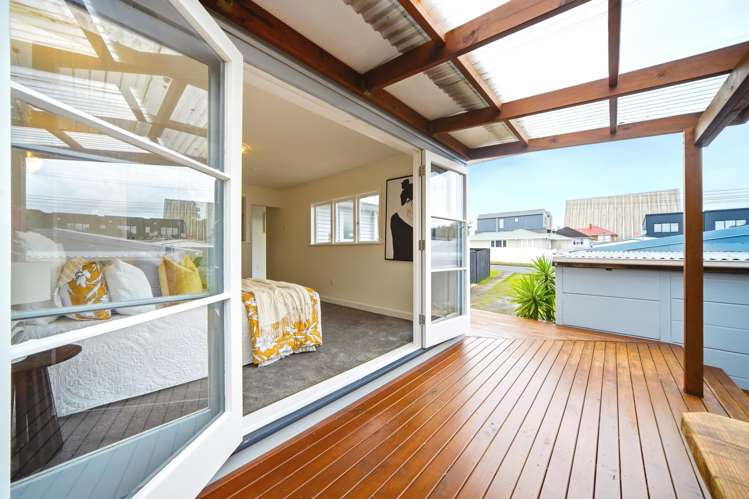 102 Taikata Road Te Atatu Peninsula_17