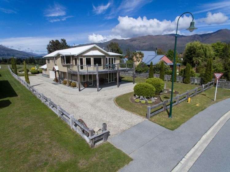 2 Allenby Place Wanaka_0
