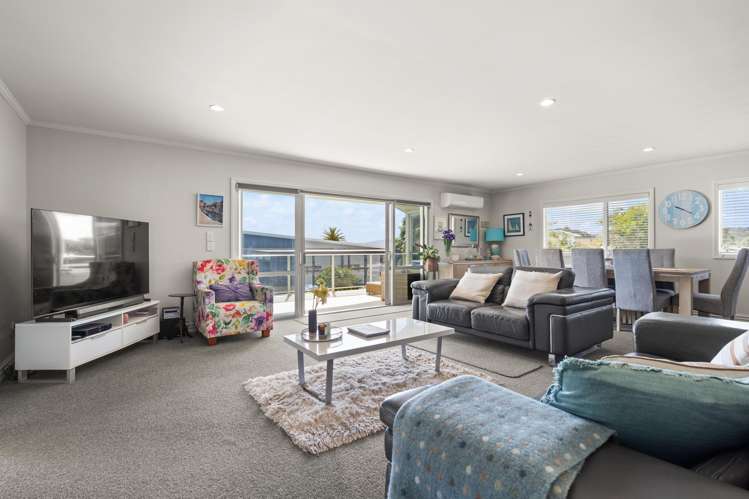 11 Adamson Road Taipa_5