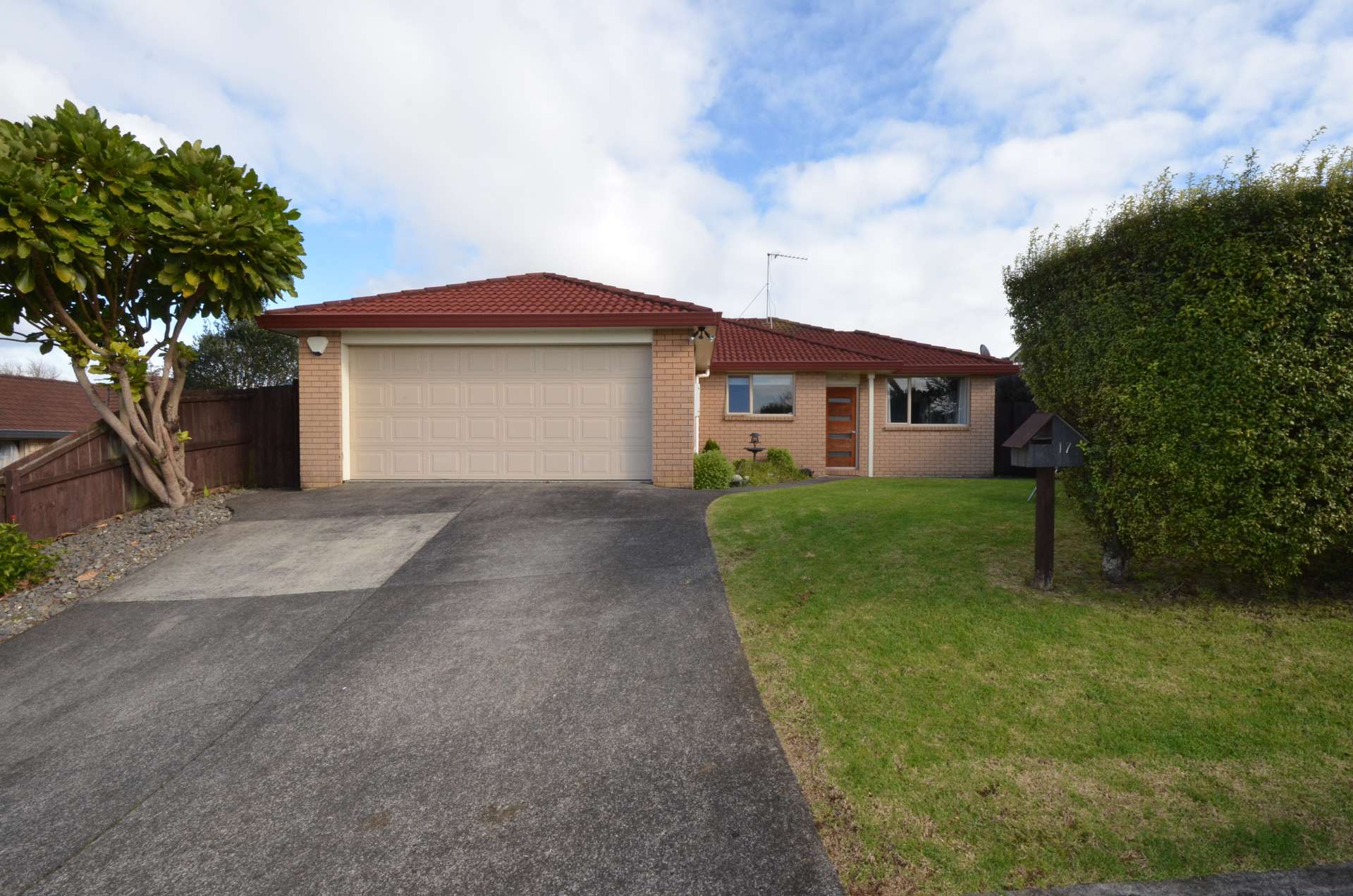 17 Les Marston Place Pukekohe_0