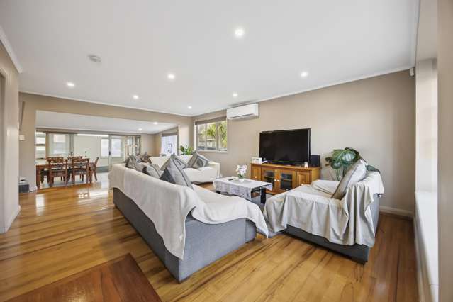 9 Sheehan Road Te Atatu South_1