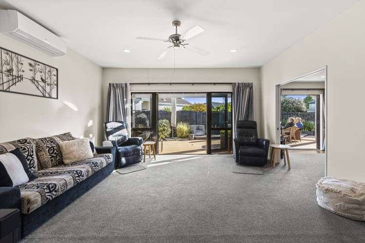 33 Mauritius Key Papamoa_10