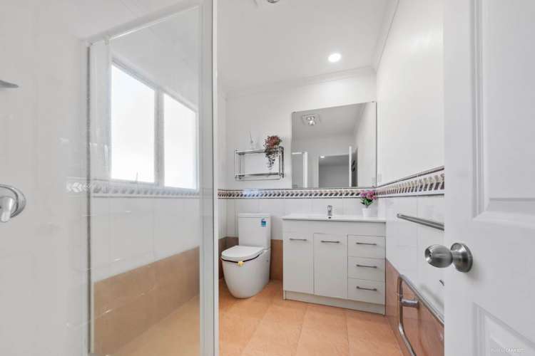 4 Duntrune Road Flat Bush_5