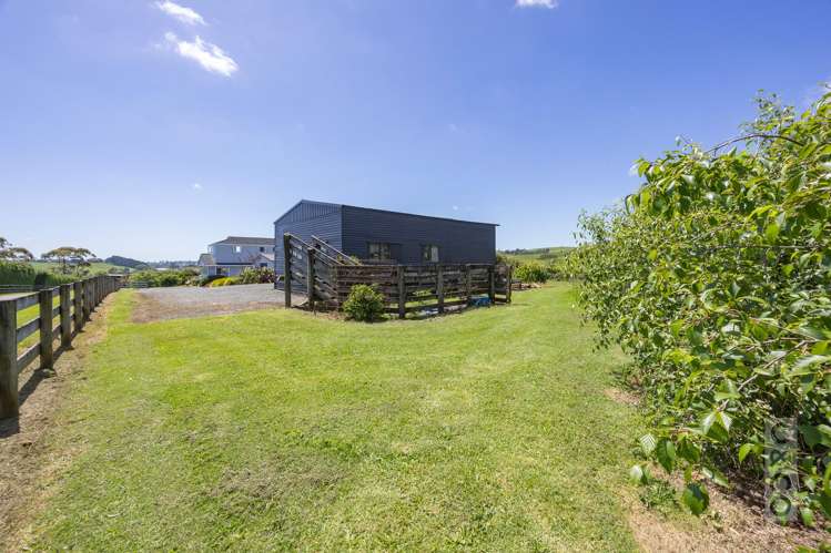 83 Mount Albion Rise Taupaki_14