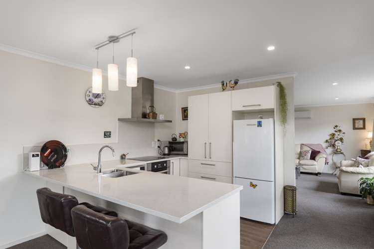 6 Capstan Close Pyes Pa_10