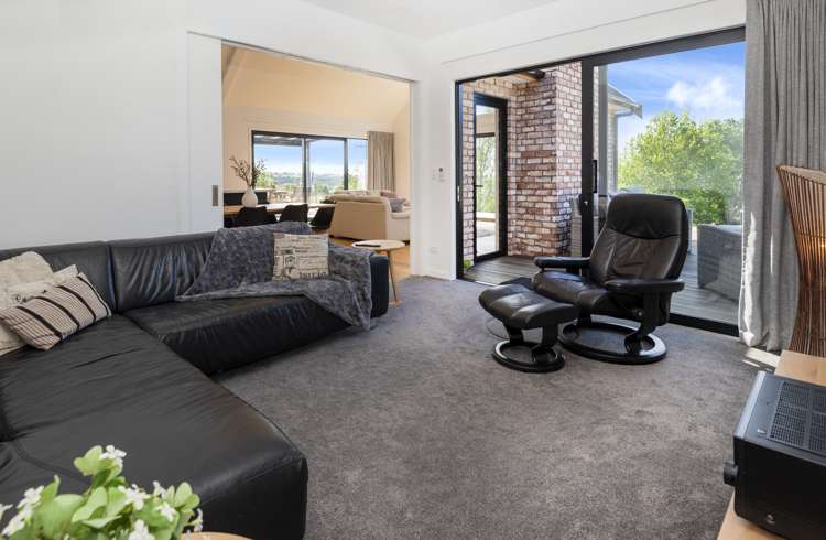 2 Puketiro Road Whitford_14