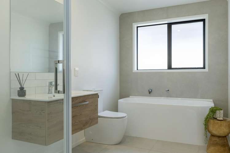 51 Maru Terrace Wharewaka_13
