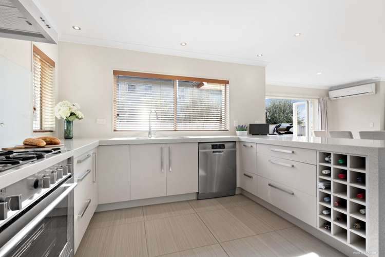 44 Constellation Avenue Beachlands_9