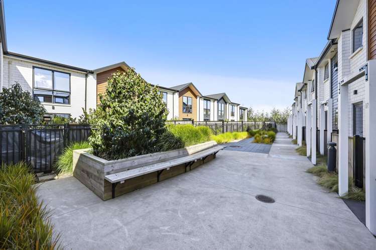 4/170 Don Buck Road Massey_19