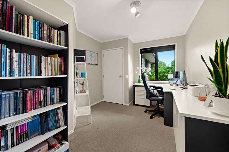 21 Burgundy Court Rototuna_20