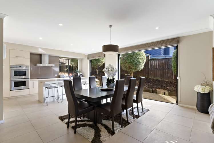 10 Mazuran Place Flat Bush_10