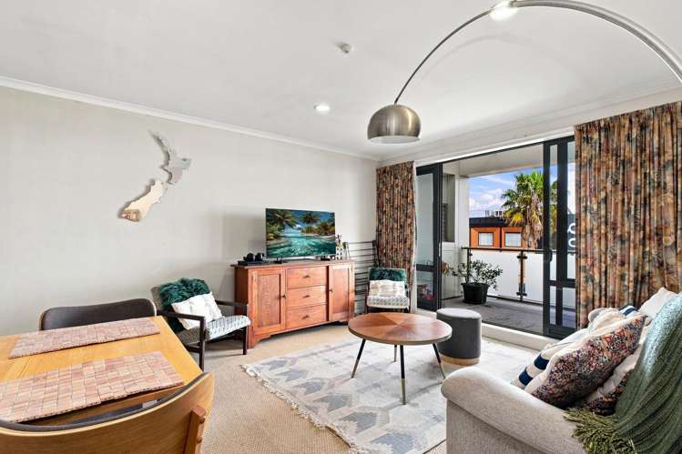 31/281 Maunganui Road_5