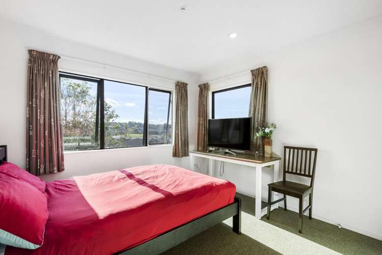 24/22 Northcross Drive Oteha_10